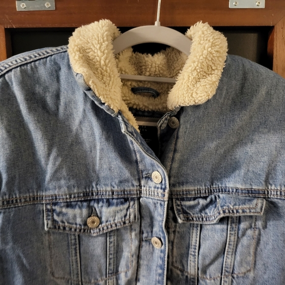 GAP Teen Denim Sherpa Jacket Size 10 - Picture 3 of 10